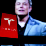 cum au reactionat investitorii tesla dupa ce elon musk a anuntat ca se va concentra mai putin pe politica si mai mult pe companie 6809d54dc3750