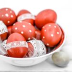 cum se vopsesc ouale de paste cu ingrediente naturale din bucatarie simplu usor si spectaculos 6800d77251a3d