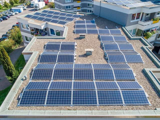 cum vom folosi in apartamente electricitatea produsa pe acoperisul blocului 67f38fce60dc4