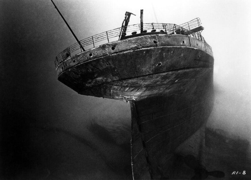 de ce sute de oameni au jurat ca au vazut o nava misterioasa langa titanic o enigma de un secol 67fb64a3e038b