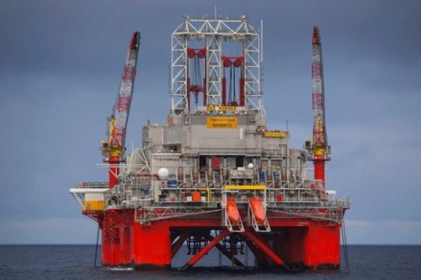 document omv petrom si romgaz pregatesc o noua sonda de explorare in marea neagra la peste 3 000 de metri adancime 680817c781496