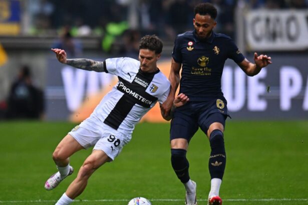 doua publicatii din italia i au dat aceeasi nota lui dennis man pentru 15 minute in parma juventus 6809410218a0e