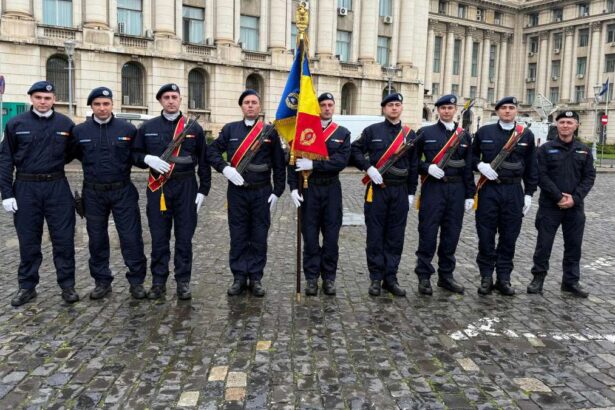 drapelul de lupta al gruparii de jandarmi mobile tomis constanta a fost decorat cu ordinul national barbatie si credinta in grad de cavaler 67eea379b6d57