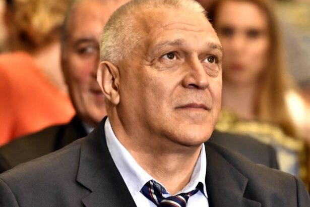 exclusiv vasile stinga exploziv romania nu mai contam in handbal pe cine vede in locul lui neagu la csm 68121ce63c967