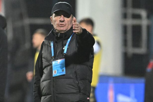 farul e in semifinale dar hagi e gata sa spuna pas cupei pe noi ne intereseaza campionatul foarte tare 67ec3c490938e