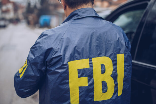 fbi a retinut o judecatoare pe care o acuza ca a ajutat un imigrant ilegal sa evite arestarea 680bbd72dc447