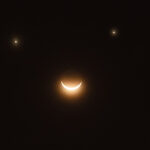 fenomen rar pe cer vizibil din toata lumea luna venus si saturn formeaza o fata zambitoare cand se va intampla 680264249f3ae