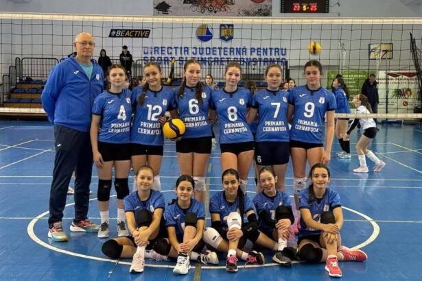 fetele de la axiopolis cernavoda joaca la pitesti in turneul semifinal la minivolei 67efac22a2bb8