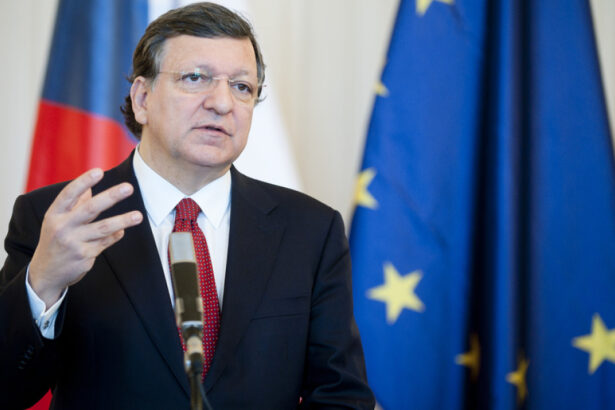 fostul presedinte al comisiei europene manuel barroso avertizeaza in privinta lui putin cineva in care nu poti avea incredere 680a09f6b4e4c