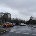 foto accident cu doua masini in sensul giratoriu de pe soseaua mangaliei in zona lidl 67efd0a2e64d1