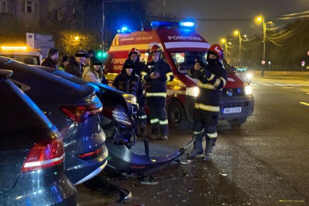 foto accident rutier grav in constanta doua persoane sunt ranite mai multe masini au fost distruse 67ec3dfd59e45