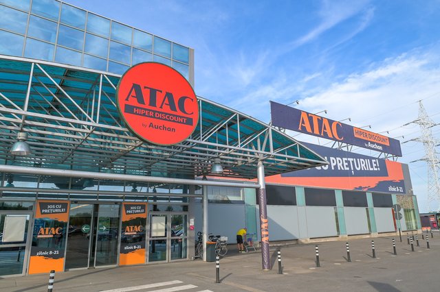 foto auchan a adus in bucuresti noul concept de hipermarket atac 67f77d39c1f3d