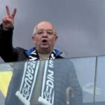 foto exclusiv show pe cluj arena emil boc semnul victoriei de la oficiala terenul e imbibat cu apa 680d19395007f