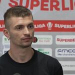 foto florin tanase vine cu replica pentru rapid dar pe asta n au vazut o tarnovanu asta mi a zis 680f0feb9dc5b