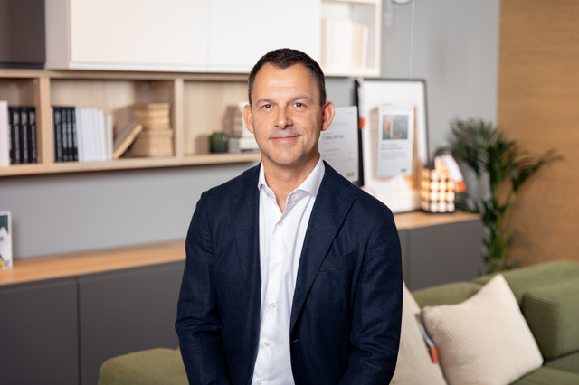 foto ikea romania avans al afacerilor de 240 in ultimul deceniu vincent devloo area retail manager ikea see ne asteptam sa crestem si sa castigam cota de piata intentionam sa investim in noi punc 67fc2fb4667cb