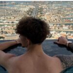 foto mai mult model decat fotbalist fiul fostului atacant de la fcsb a plecat de la juventus dar este tinut pe dreapta de noul cl 68013bb09268e