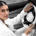 foto sorana cirstea superba si milionara bolidul de peste 200 000 de euro achizitionat de sportiva 67fa41bed6af3