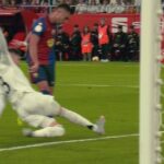 foto trei penalty uri cerute in prima repriza la barcelona real madrid verdictul specialistului 680d5170a9940