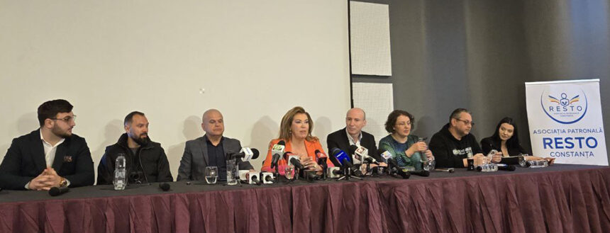 foto video 50 000 de turisti asteptati in minivacanta de 1 mai pe litoral mamaia mamaia nord eforie si vama veche cele mai solicitate statiuni 680f49de3ceb9