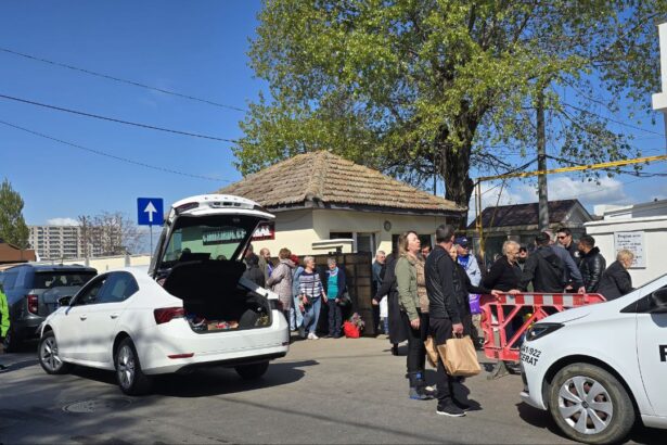 foto video aglomeratie mare astazi de pastele blajinilor pe principalele artere rutiere din constanta ce duc catre cimitirele orasului 680dea532b881