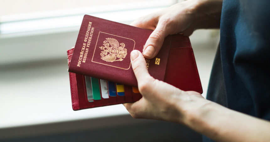 franta respinge in masa cereri de viza venind din rusia de teama infiltrarii spionilor 680d1d0521b35