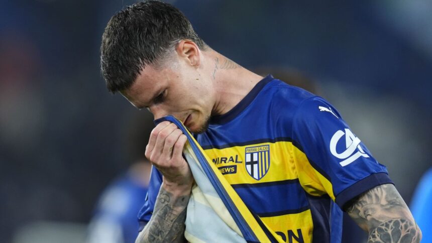 galerie foto dennis man decizie radicala italienii sunt uimiti nu il mai vedem la parma 68113b713c220