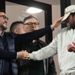 galerie foto rapid fcsb cum a fost surprins in tribune viorel moldovan presedintele giulestenilor 680e8a549e51d