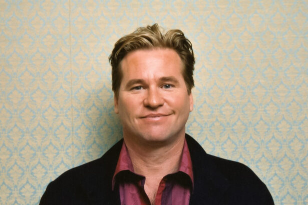 galerie foto val kilmer a murit la varsta de 65 de ani actorul a fost cunoscut pentru rolul din batman si cel al lui iceman din top gun 67ecc9bae1a05