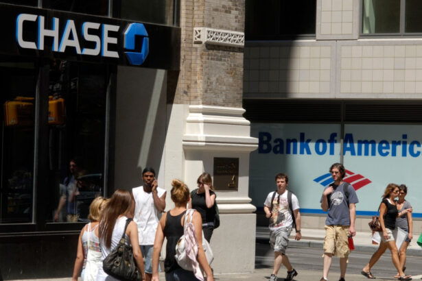 ingrijorari printre marile banci directorii jpmorgan si bank of america au discutat cu alti sefi din domeniu despre tarifele lui trump 67f414641dc99