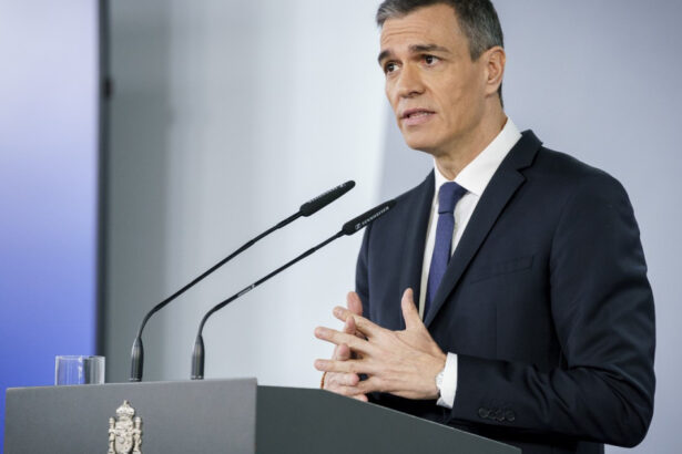 israelul acuza spania ca se afla de partea gresita a istoriei dupa anularea unui acord de 66 milioane de euro pentru munitii 680b932e85829