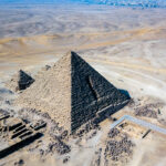 khufu sau cheops proiectantul marii piramide din giza herodot l a numit un tiran vicios 6803af5fb4e68