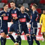 legenda stelei rupe tacerea planul comandantului csa pentru promovarea echipei prezentat gloriilor ros albastre 67f2b42724ee0