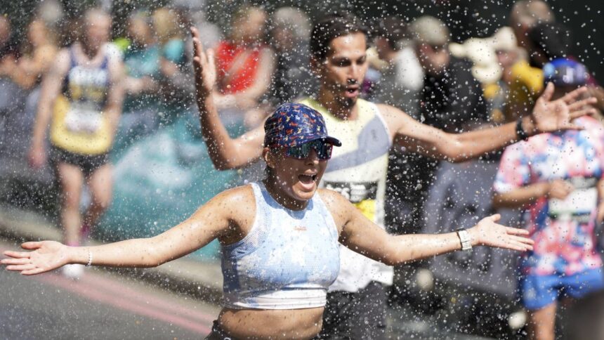 londra uimeste cati oameni au terminat duminica maratonul cea mai dura proba a atletismului 680f67d36e9aa