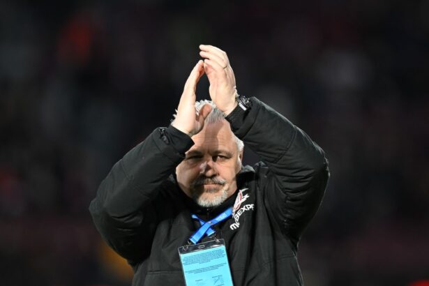 marius sumudica nu se dezminte dupa cfr cluj rapid 1 1 se facea un clasament si am fost in primii trei 67fe91b1b39cd