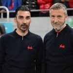 mihai stoica dezvaluie cine e tanarul civil care a aparut in vestiarul lui fcsb si la meciul cu cfr de sarbatori credeam ca merge acasa 6805ee0c53bc0
