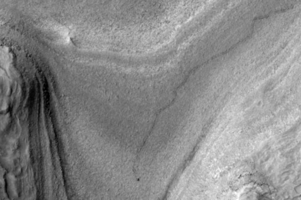 nasa dezvaluie prima imagine cu roverul curiosity vazut din spatiu 6811d4a28a43d