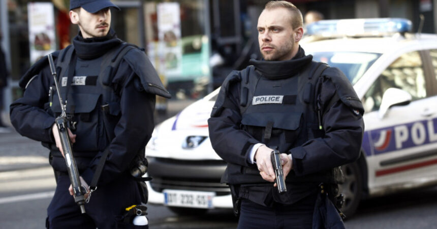 news alert alerta in franta un elev a injunghiat patru adolescenti intr un liceu din nantes 680a3b0582e45