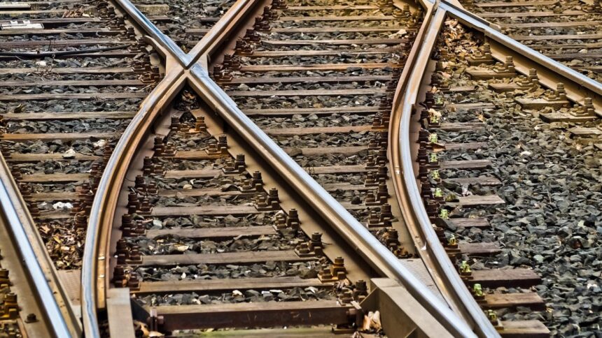 o femeie a ajuns la spital dupa ce a fost lovita de tren in localitatea murfatlar 680e2ee91b16f
