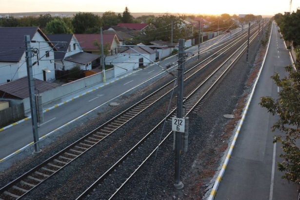 o femeie a murit dupa ce a fost lovita de tren in valu lui traian circulatia feroviara este oprita temporar in zona respectiva 680f2577ca8d6