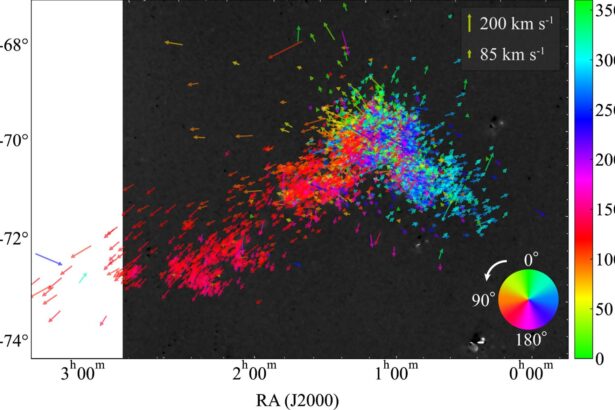 o galaxie vecina cu a noastra pare sa se destrame chiar sub ochii astronomilor 67fb6474b066c