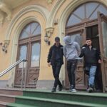oficial cei doi tineri de 17 ani cercetati pentru jaful armat de pe bulevardul ferdinand au fost arestati preventiv pentru 30 de zile 67f7b206ac9da
