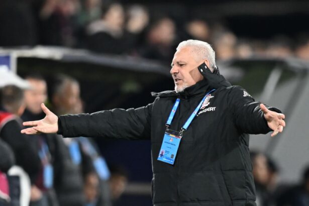 oficial cum arata echipa etapei din superliga cu marius sumudica antrenor 67fe3a2e91275