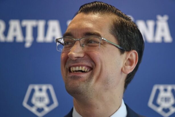 oficial veste excelenta pentru razvan burleanu anuntul facut de fifa 67ee9c846ab21