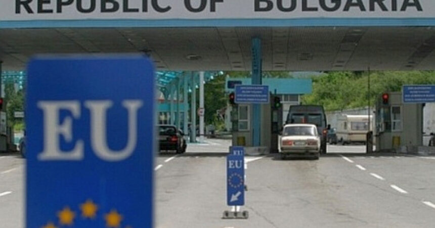 oras din bulgaria asaltat de turistii romani dupa intrarea in schengen aglomeratie tot mai mare la frontiera 67fcefea4aca7