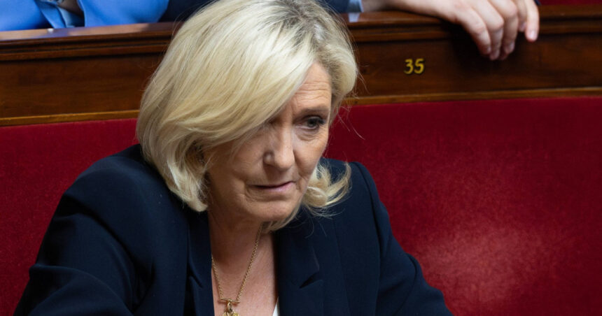 popularitatea liderei extremei drepte din franta a explodat dupa condamnare cati francezi o doresc pe le pen in cursa pentru elysee 67efb999681c1