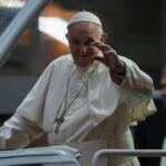 povestea miraculoasa a clubului care promoveaza de fiecare data cand un papa moare sau se retrage 680a6f2783250
