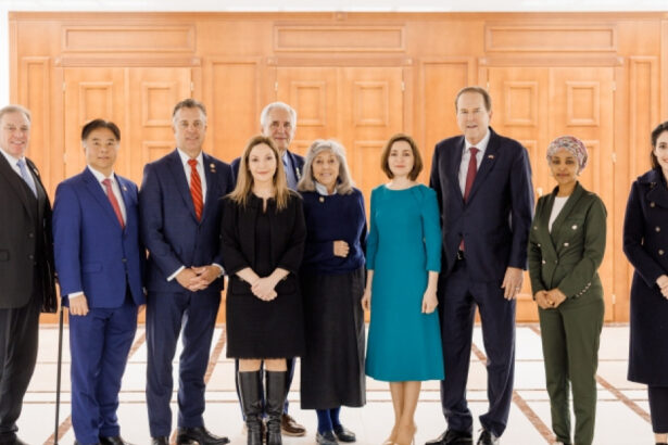 presedinta maia sandu intalnire cu o delegatie a congresului sua riscurile atacurilor hibride ale rusiei pe agenda discutiilor 67fcfdc13245c