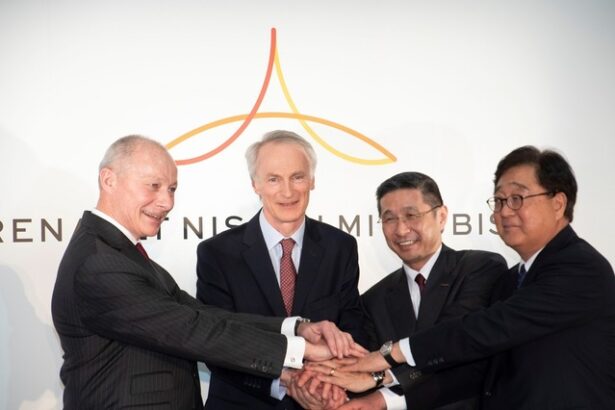 presedintele renault va demisiona din consiliul de administratie al nissan nou anunt 6804c158aa35a