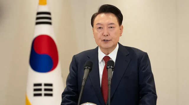 presedintele suspendat al coreei de sud este indepartat oficial din functie la patru luni dupa ce a declarat legea martiala 67ef8626686f9