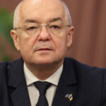 prima reactie a lui emil boc dupa ce numele sau a fost vehiculat pentru un post de judecator la curtea constitutionala 67f611d9d3d61